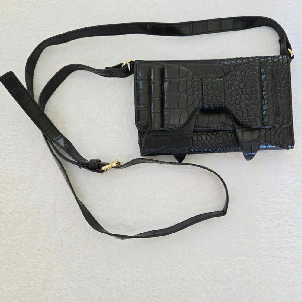 Betsey Johnson Black Bow Wallet Crossbody Purse